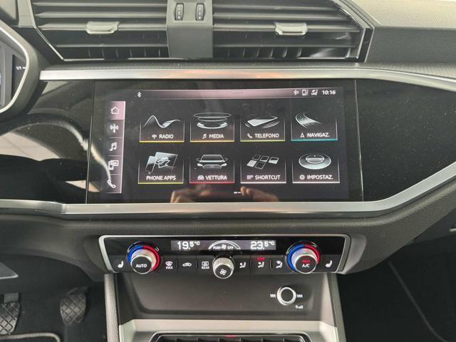 AUDI Q3 35 TFSI Business Advanced