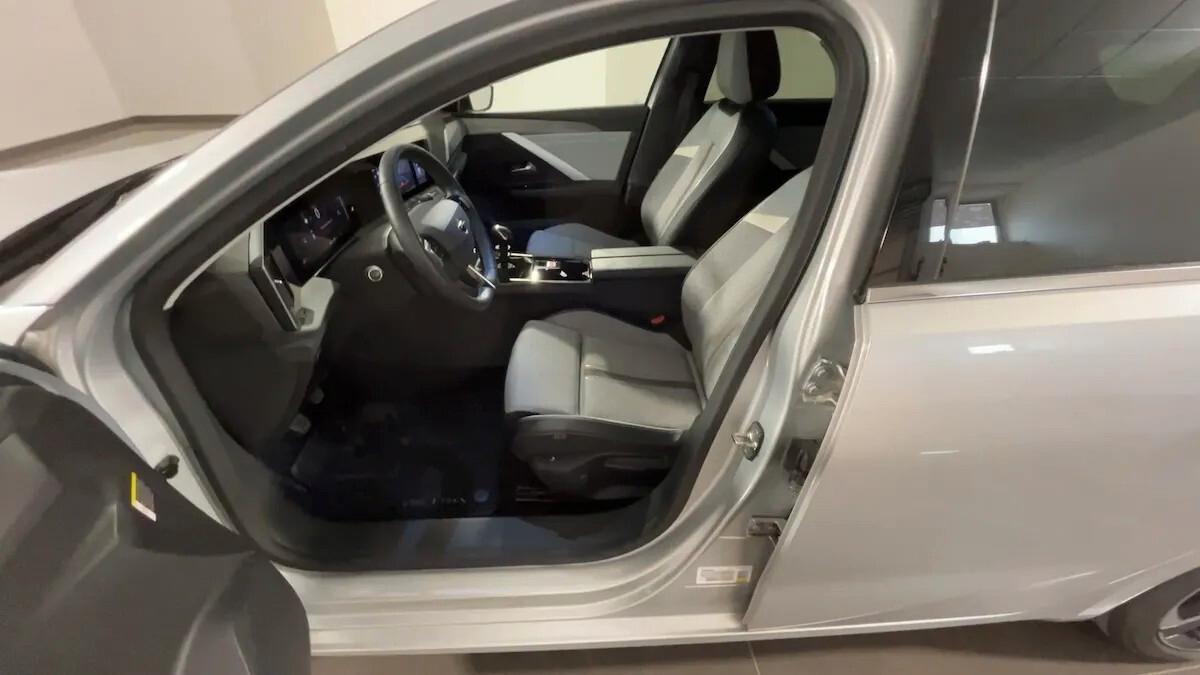 Opel Astra 1.2 Turbo 130 CV Business Elegance