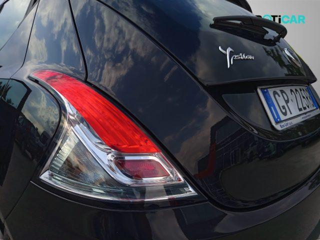 LANCIA Ypsilon 1.0 FireFly 5 porte S&S Hybrid Silver