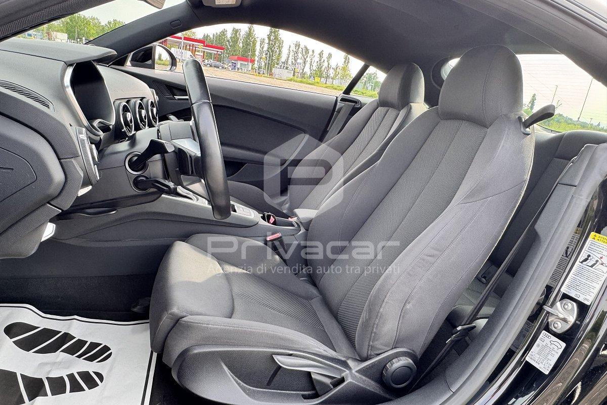 AUDI TT Coupé 1.8 TFSI S tronic