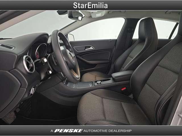 Mercedes-Benz CLA 180 CLA 180 d Shooting Brake Business Auto