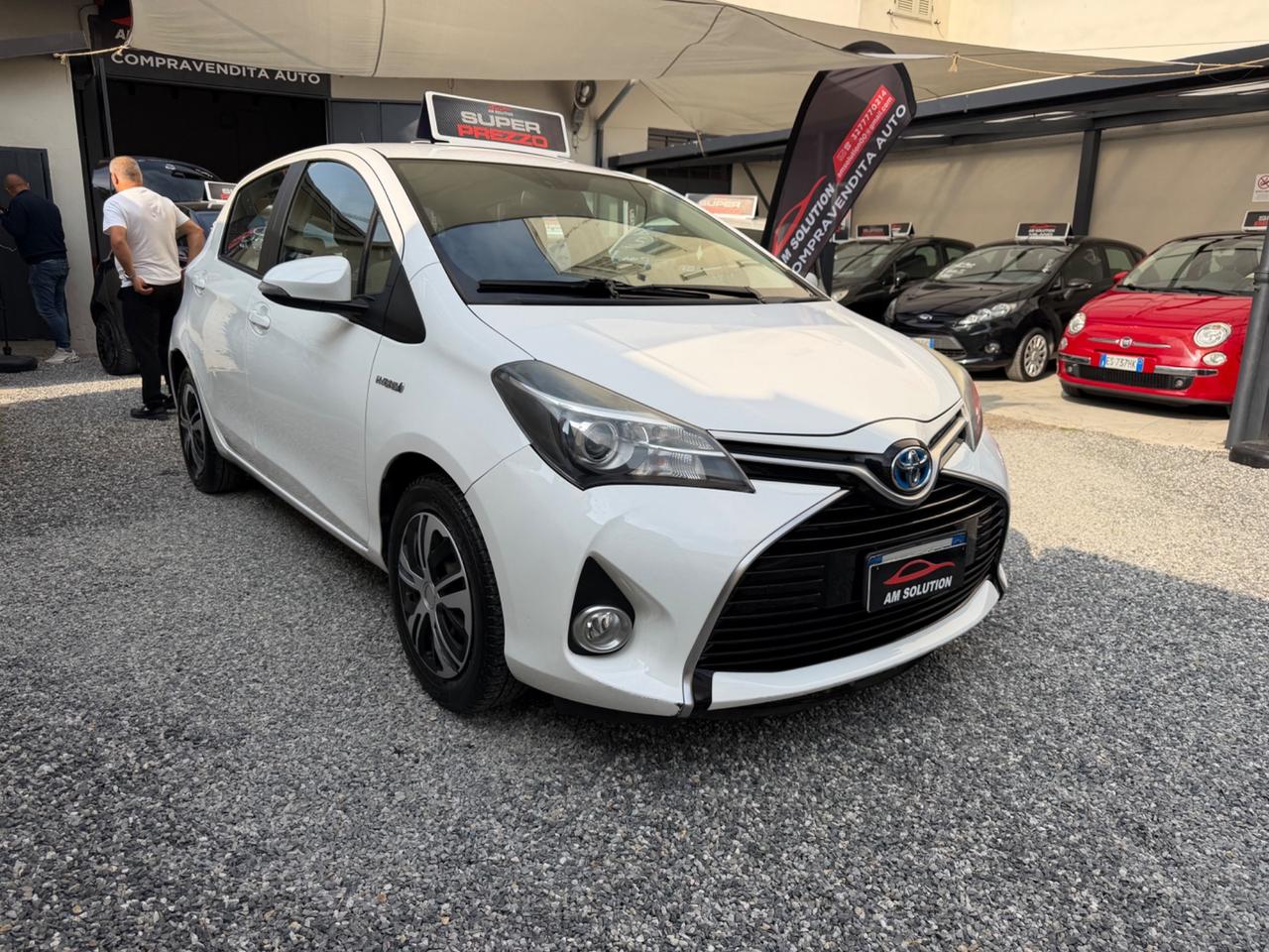 Toyota Yaris 1.5 Hybrid Neopatentati Euro 6