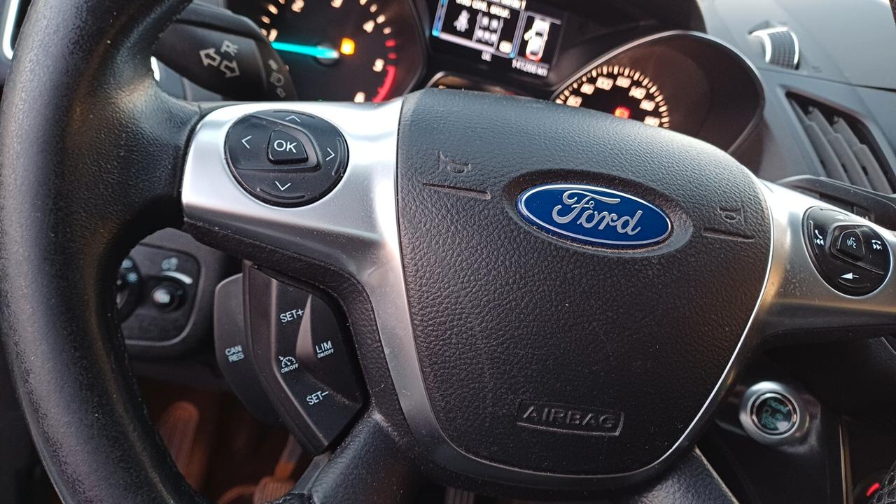 Ford Kuga 2.0 TDCI 120 CV S&S 2WD Titanium