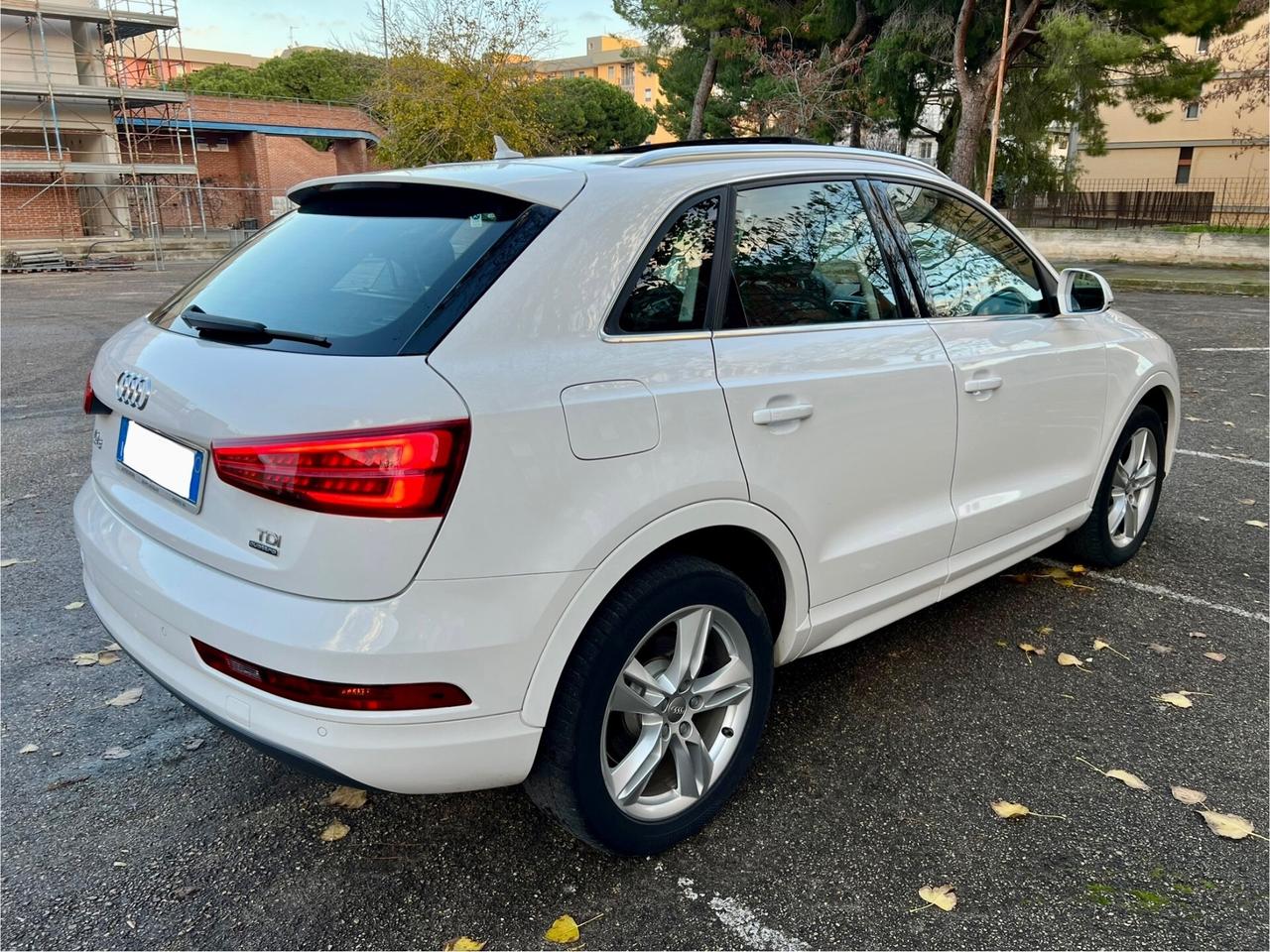 Audi Q3 2.0 TDI 150 CV quattro S tronic Sport