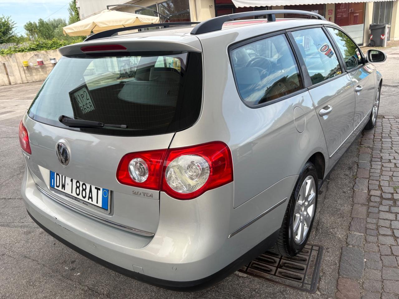 Volkswagen Passat 2.0 TDI . Highline