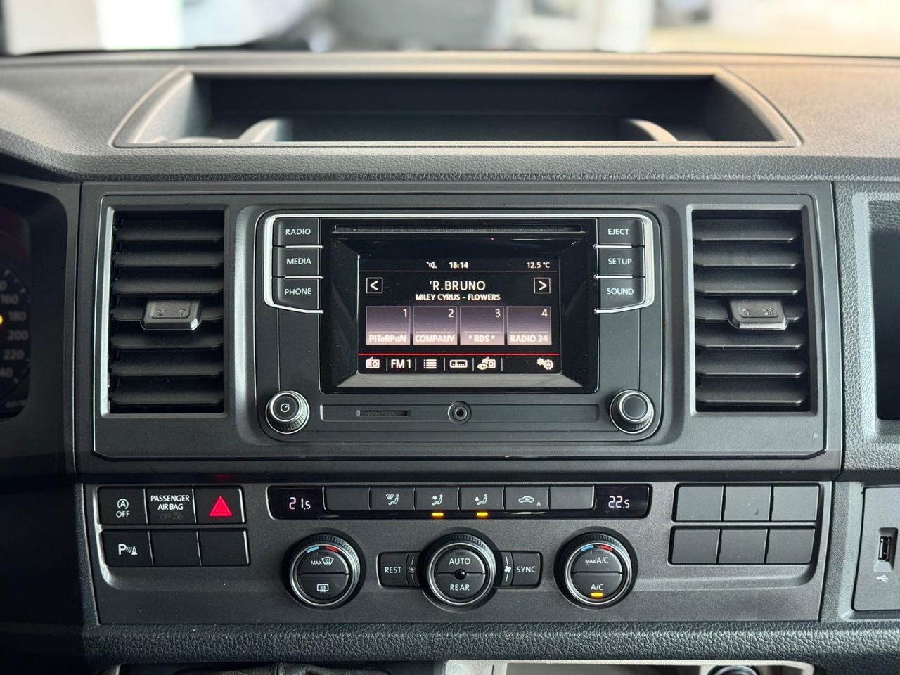 Volkswagen Caravelle 2.0 TDI 150CV 8P 13.000