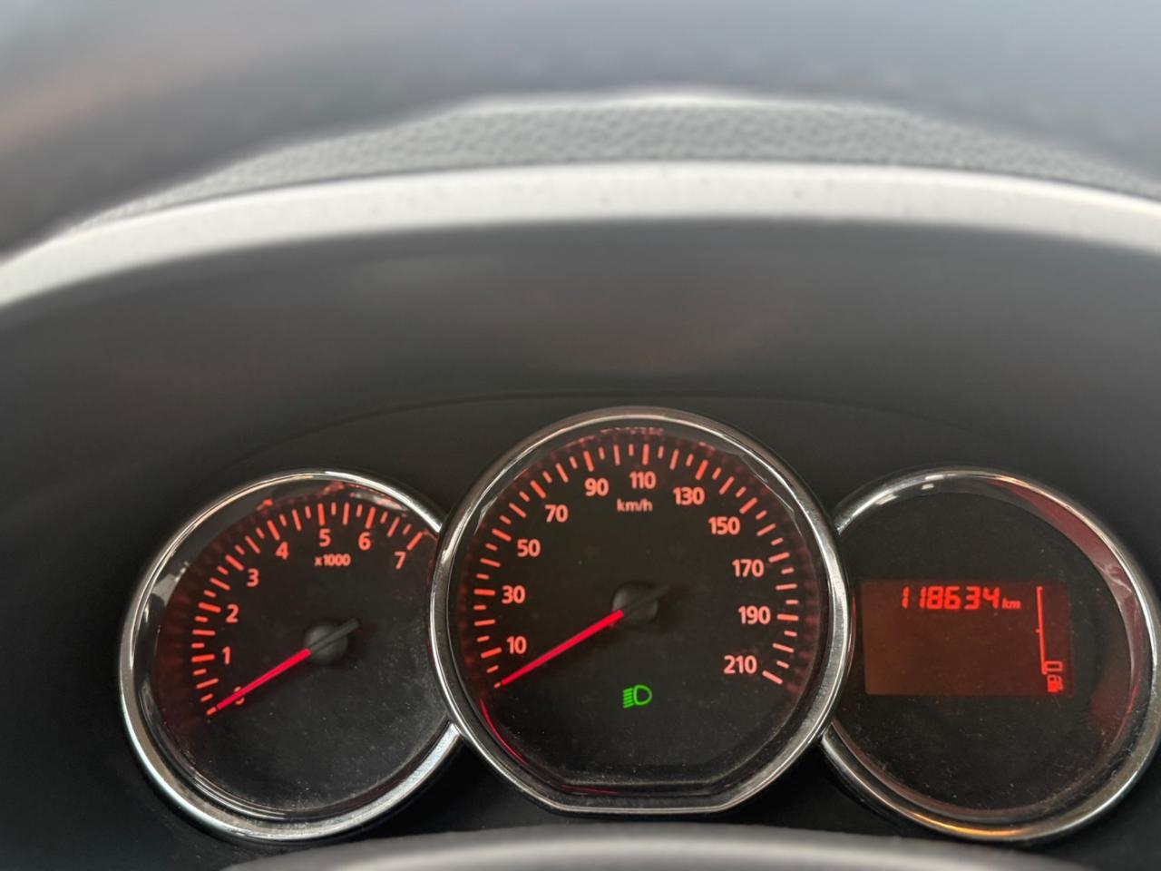 Dacia Lodgy 7 POSTI 1.5 DIESEL POCHI KM NEOPATENTATI