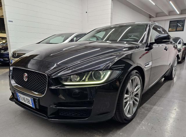 Jaguar XE 2.0d Portfolio 180cv AUTO