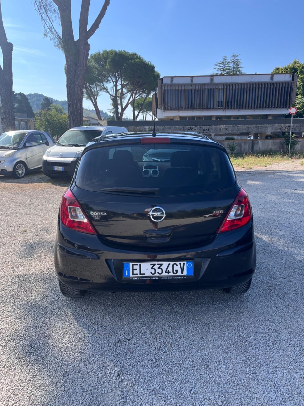 Opel Corsa 1.3 multijet 2013 PERFETTA