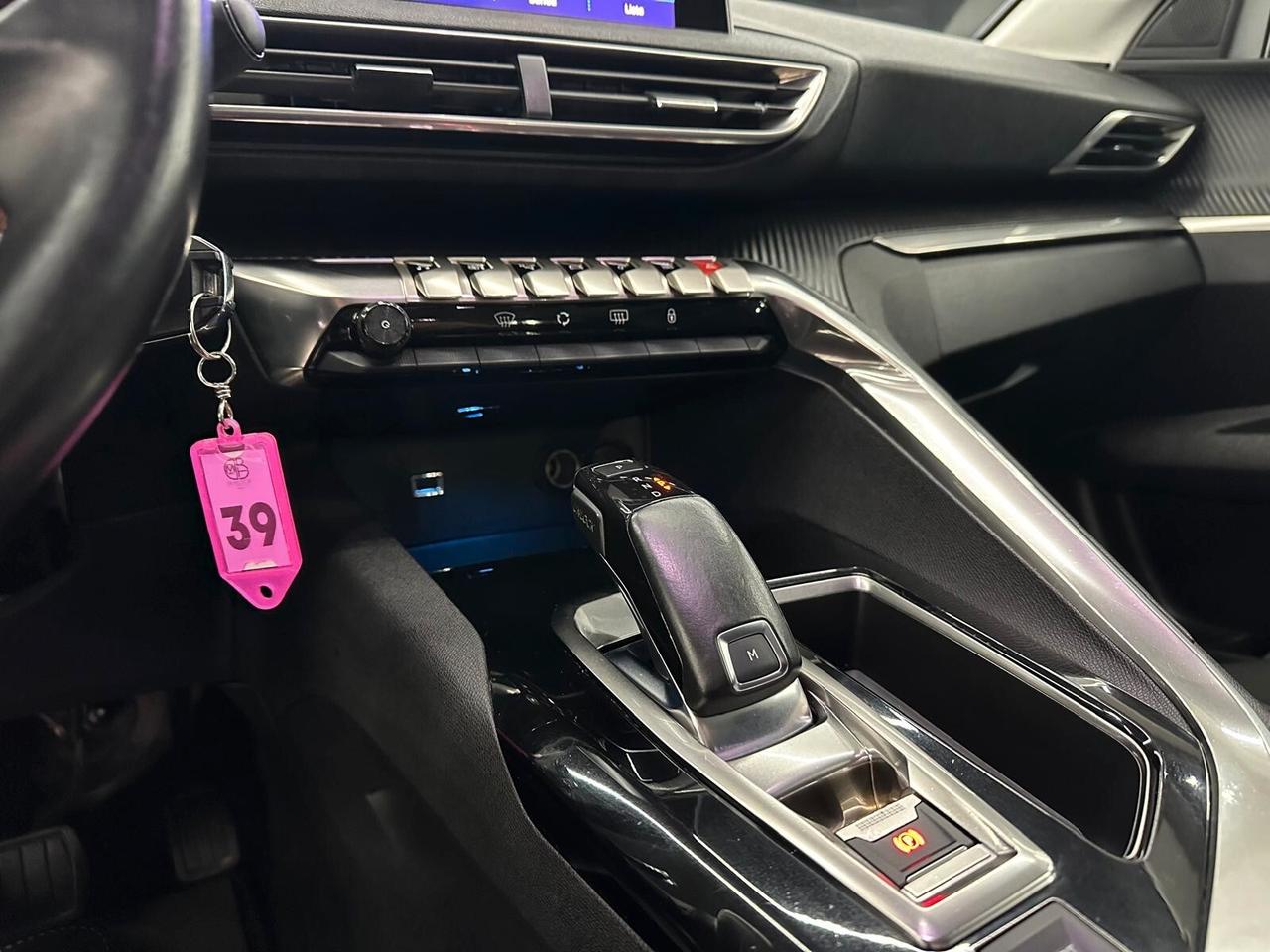 Peugeot 3008 BlueHDi 120 S&S Business