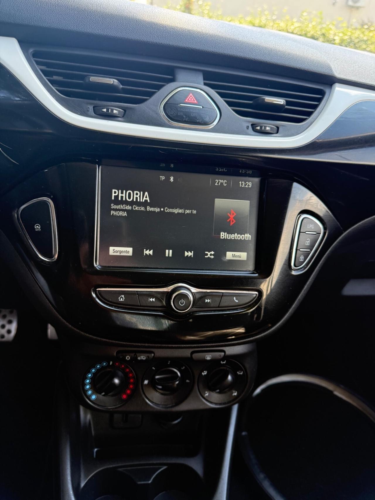 Opel Corsa 1.4 90CV GPL Tech B color neopatentati