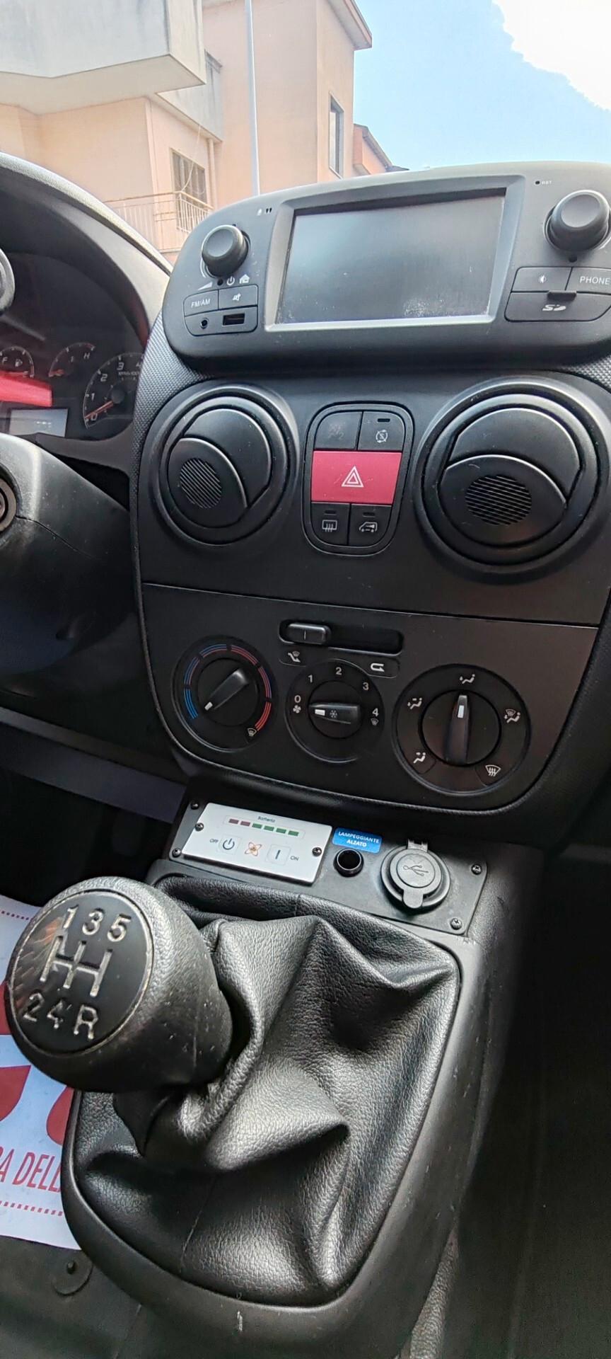 Fiat Fiorino 1.3 MJT 95CV Combinato SX
