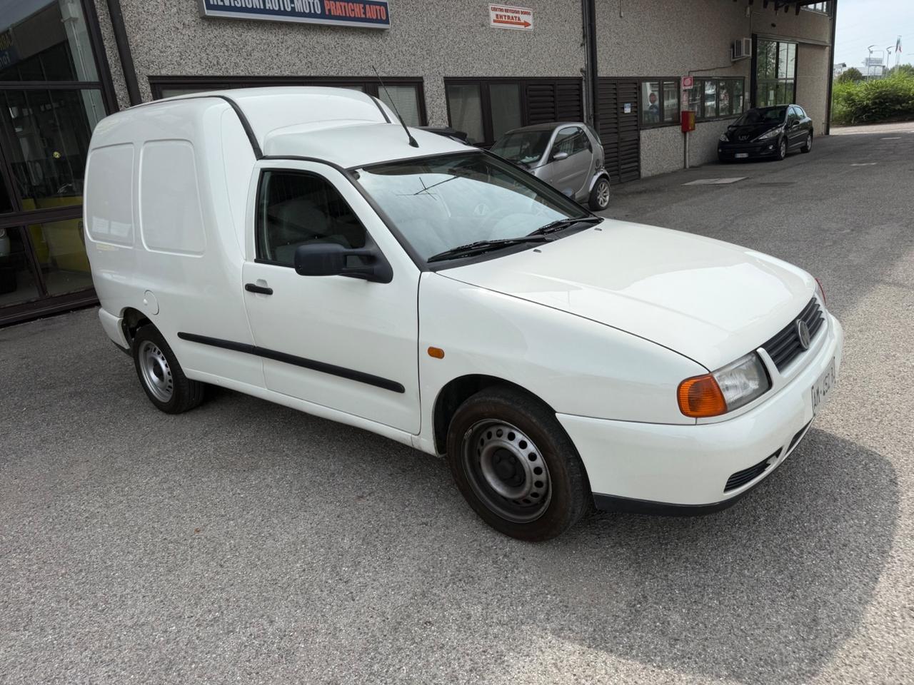 Volkswagen Caddy 1.9 diesel Van Vetrato