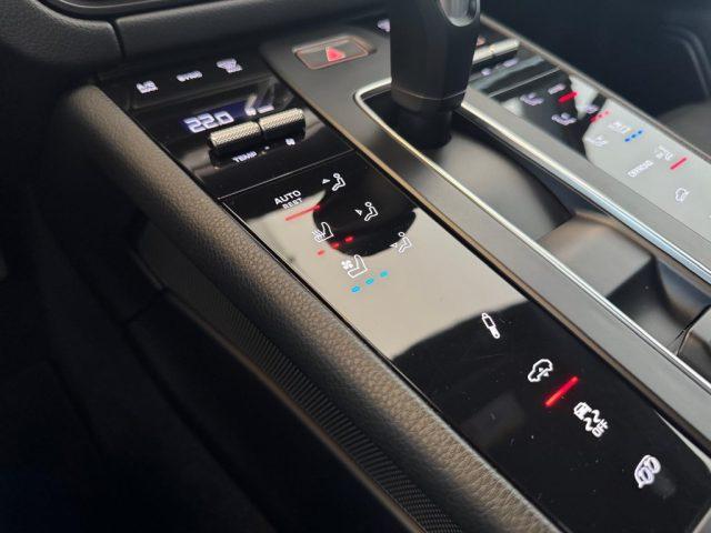 PORSCHE Macan 2.0 T //TETTO//21//BOSE//