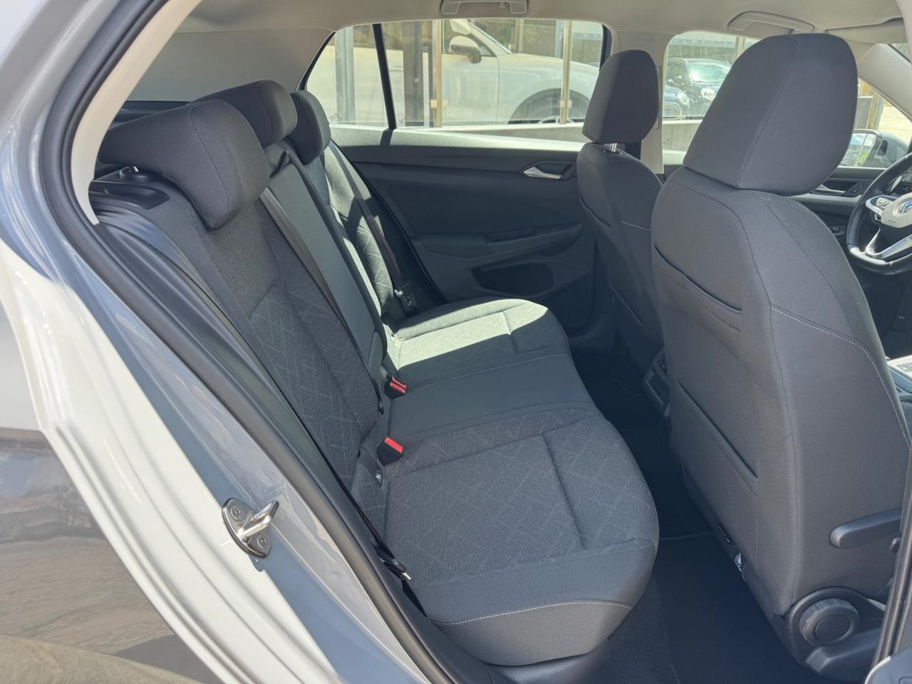 VOLKSWAGEN GOLF 8 2.0 TDI 150 CV DSG LIFE FULL IVA