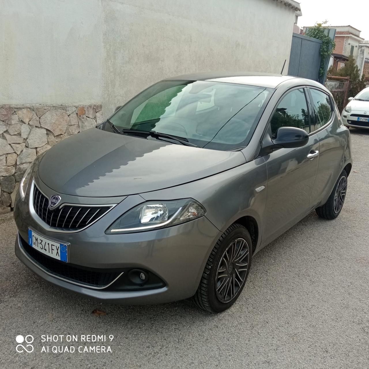Lancia Ypsilon 1.0 FireFly 5 porte S&S Hybrid Gold Plus
