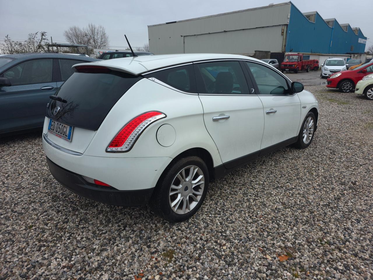 Lancia Delta 1.4 T-Jet 120 CV Platino Ecochic GPL