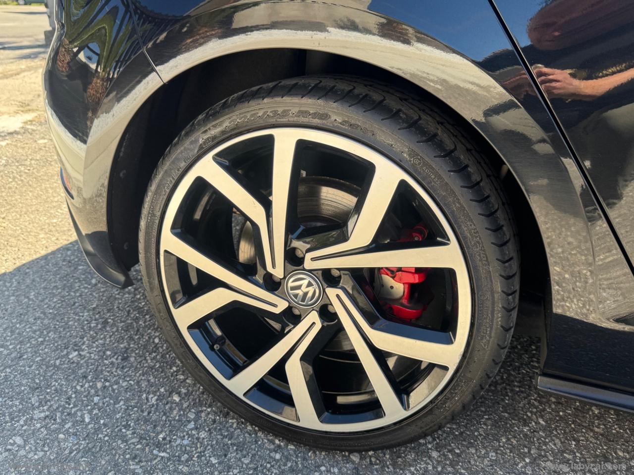VOLKSWAGEN Golf GTI Perf. 2.0 245CV TSI DSG 5p. BMT