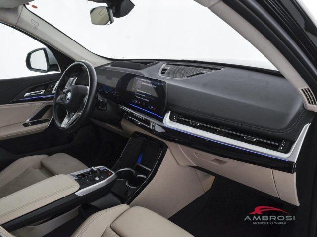 BMW iX1 xDrive30 xLine Comfort Travel package
