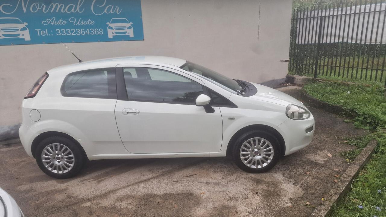 Fiat Punto 1.4 8V Easypower Street - 2014