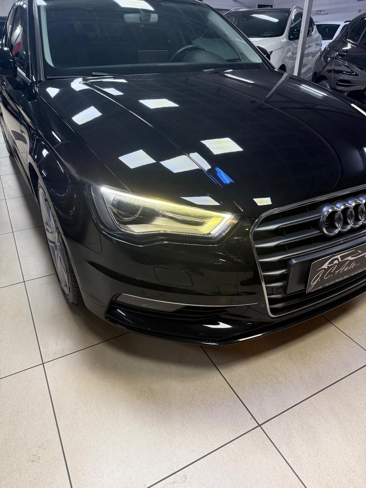 Audi A3 SPB 1.6 TDI S tronic Sport SEDAN