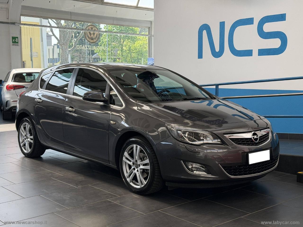 OPEL Astra 1.4 T 140 CV 5p. Cosmo