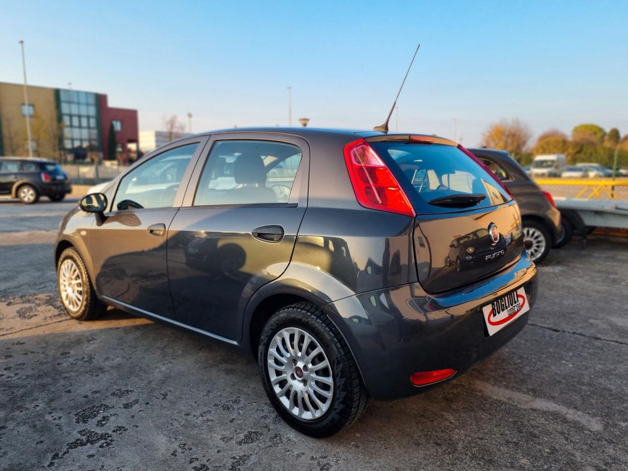 Fiat Punto 1.2 8V 5 porte Street