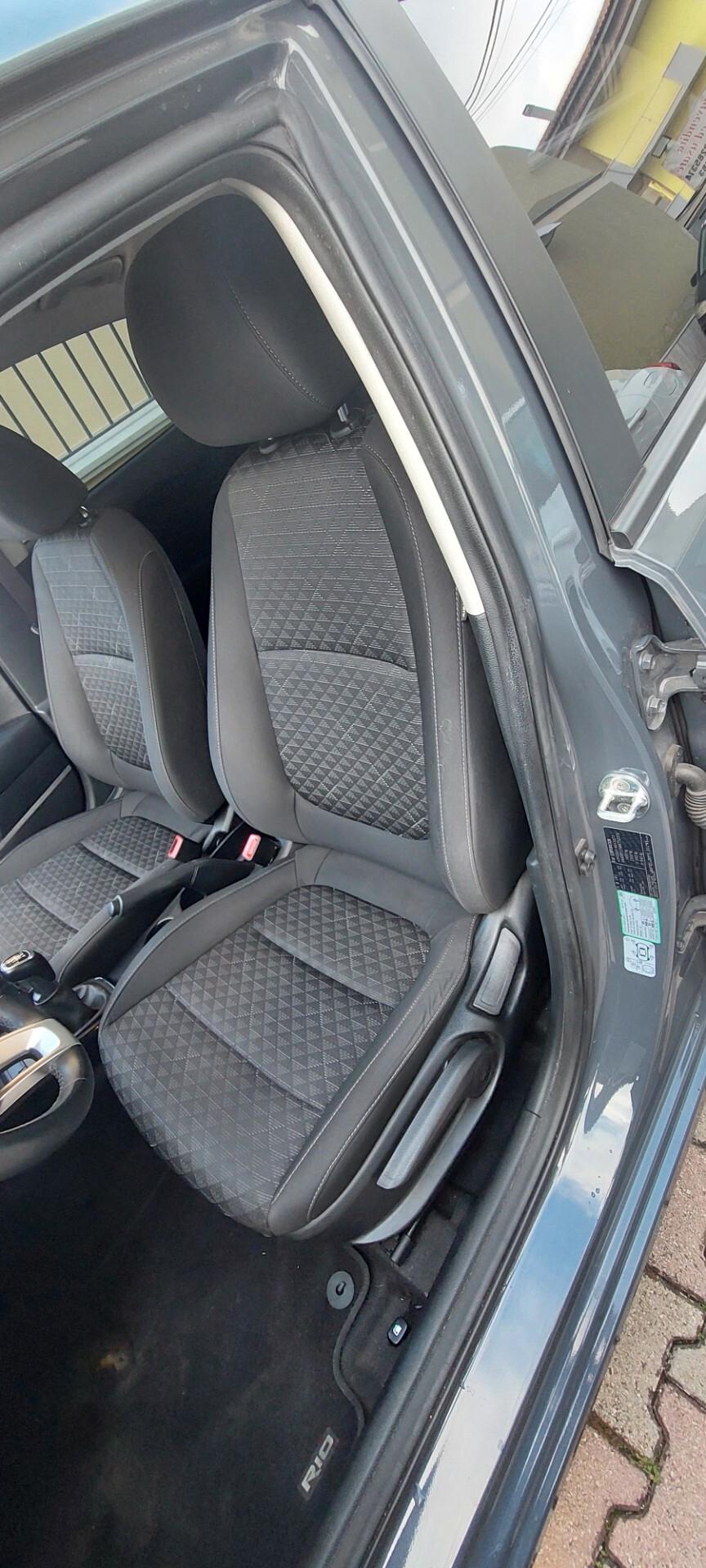 KIA RIO 1,0 IBRIDA BENZINA 100 CV ST LINE STRAFULL OPTIONAL,PARI AL NUOVO FULL FULL
