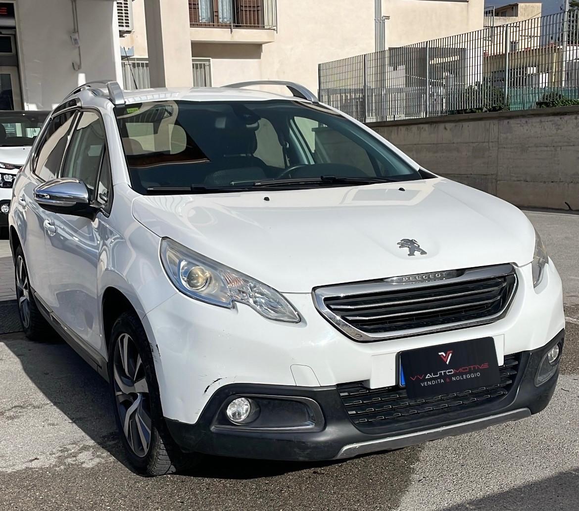 Peugeot 2008 1.6 e-HDi 115 CV Stop&Start Féline