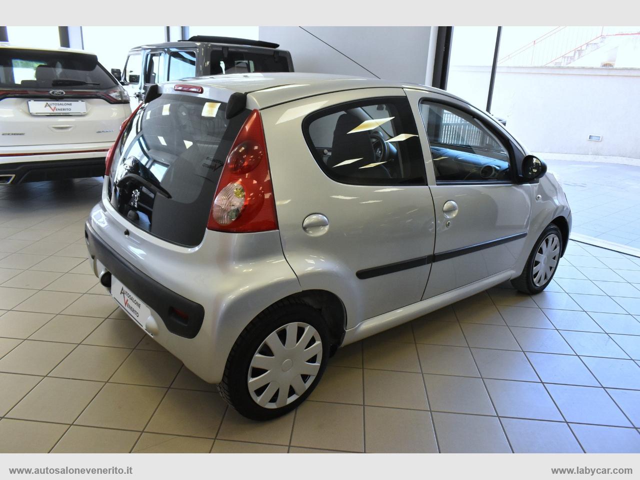 PEUGEOT 107 1.0 68 CV 5p. Plaisir
