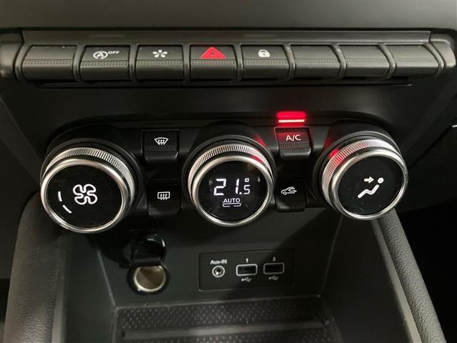 RENAULT Captur 1.5 Blue dCi 115cv Intens EDC