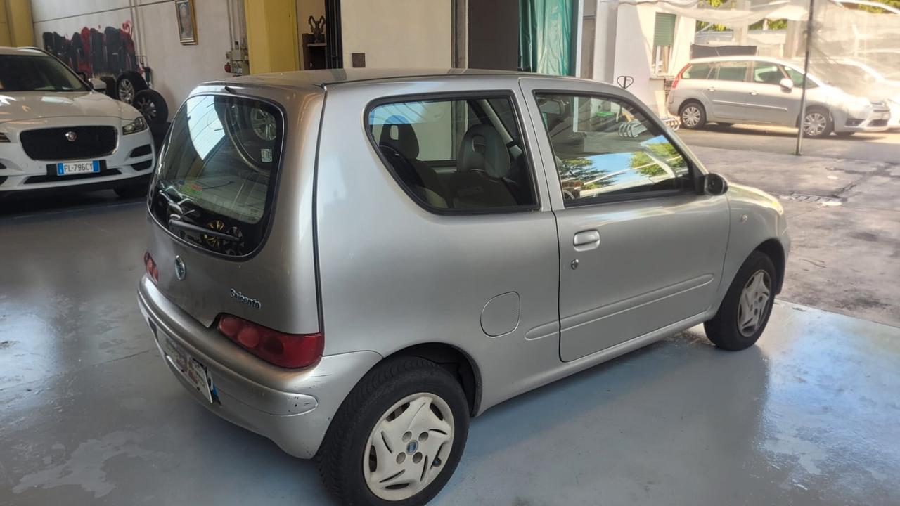 Fiat 600 ARIA CONDIZIONATA SERVOSTERZO VETRI ELETTRICI