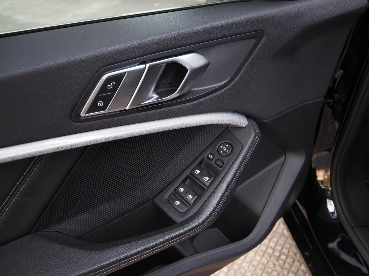 Bmw 118d 5p. Luxury autom