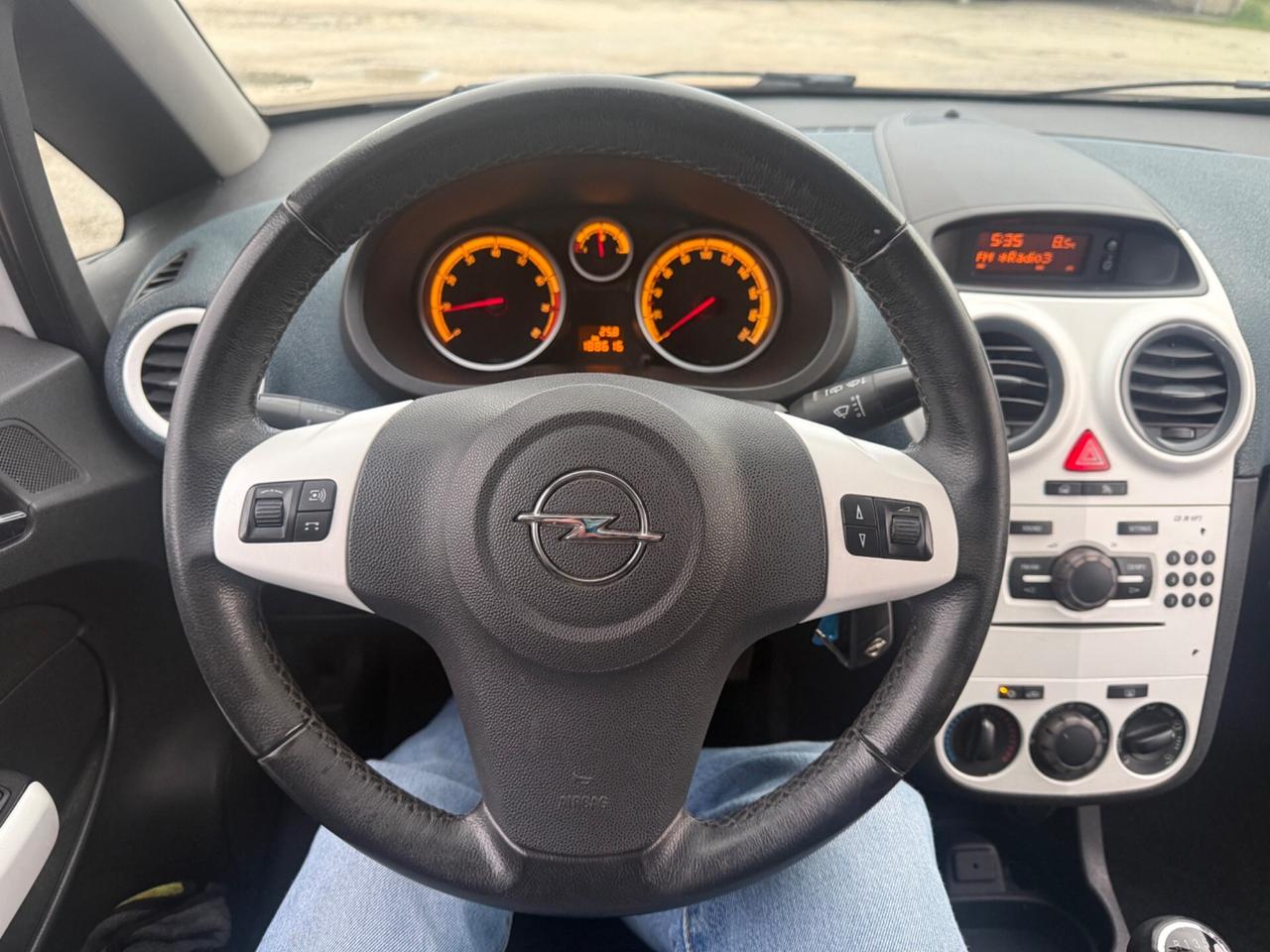 Opel Corsa 1.0 Benzina 65cv NEOPATENTATI OK
