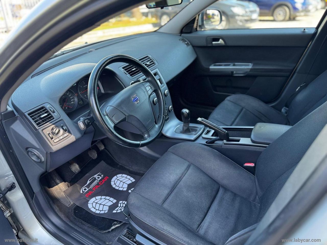 VOLVO V50 1.6 POLAR