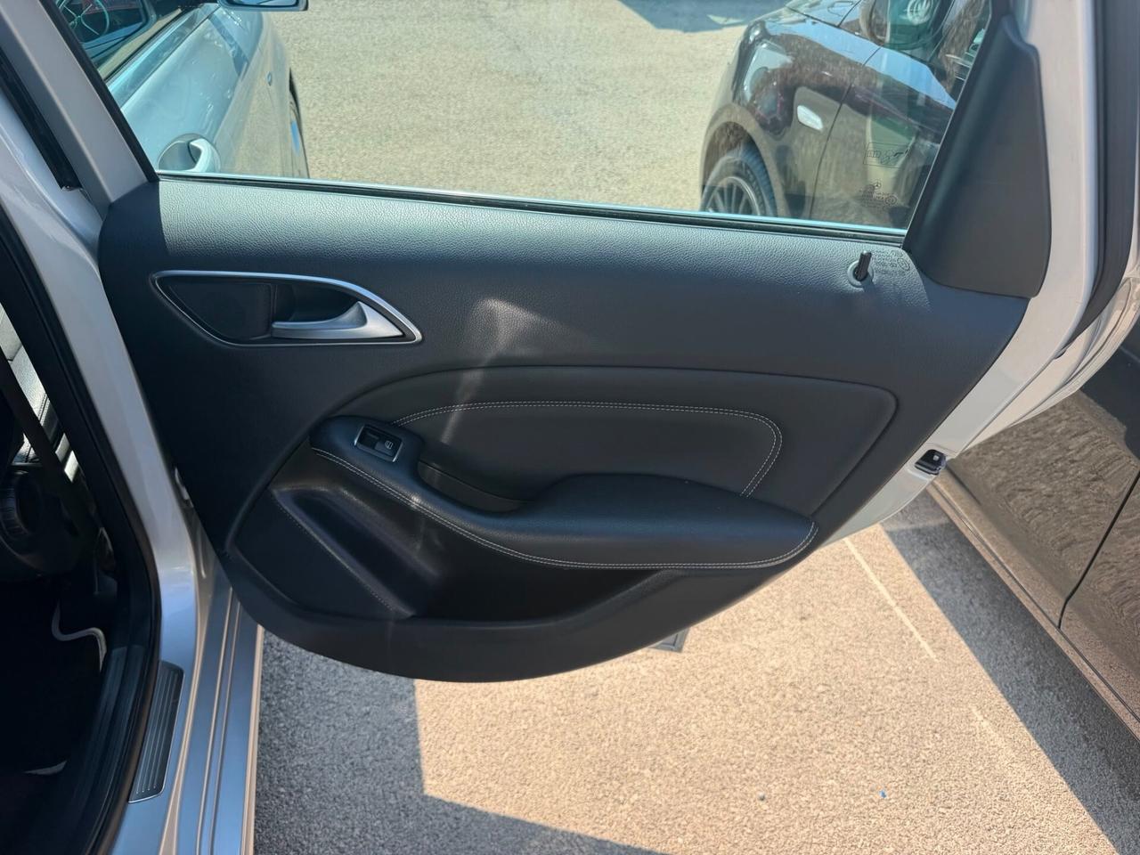 MERCEDES BENZ B 1.8 DIESEL 110 (CV) 2012
