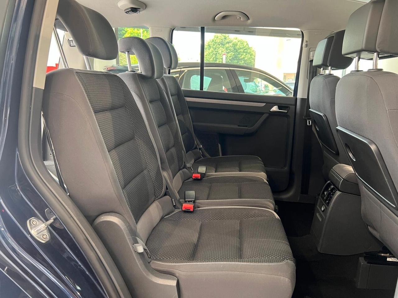Volkswagen Touran 1.6 TDI DSG Comfortline