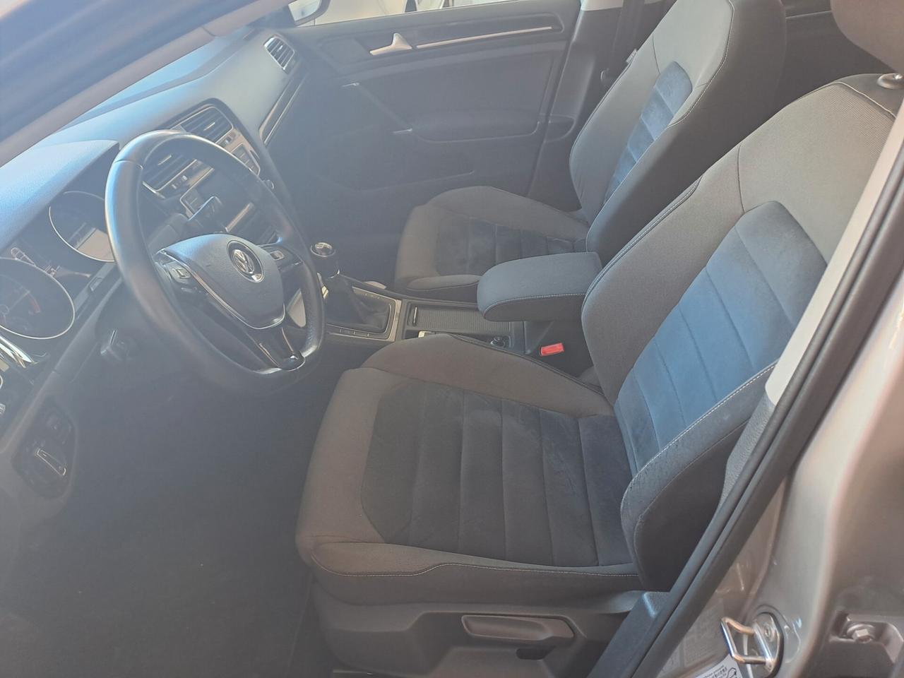 Volkswagen Golf Business 1.6 TDI 5p. Highline BlueMotion Technology