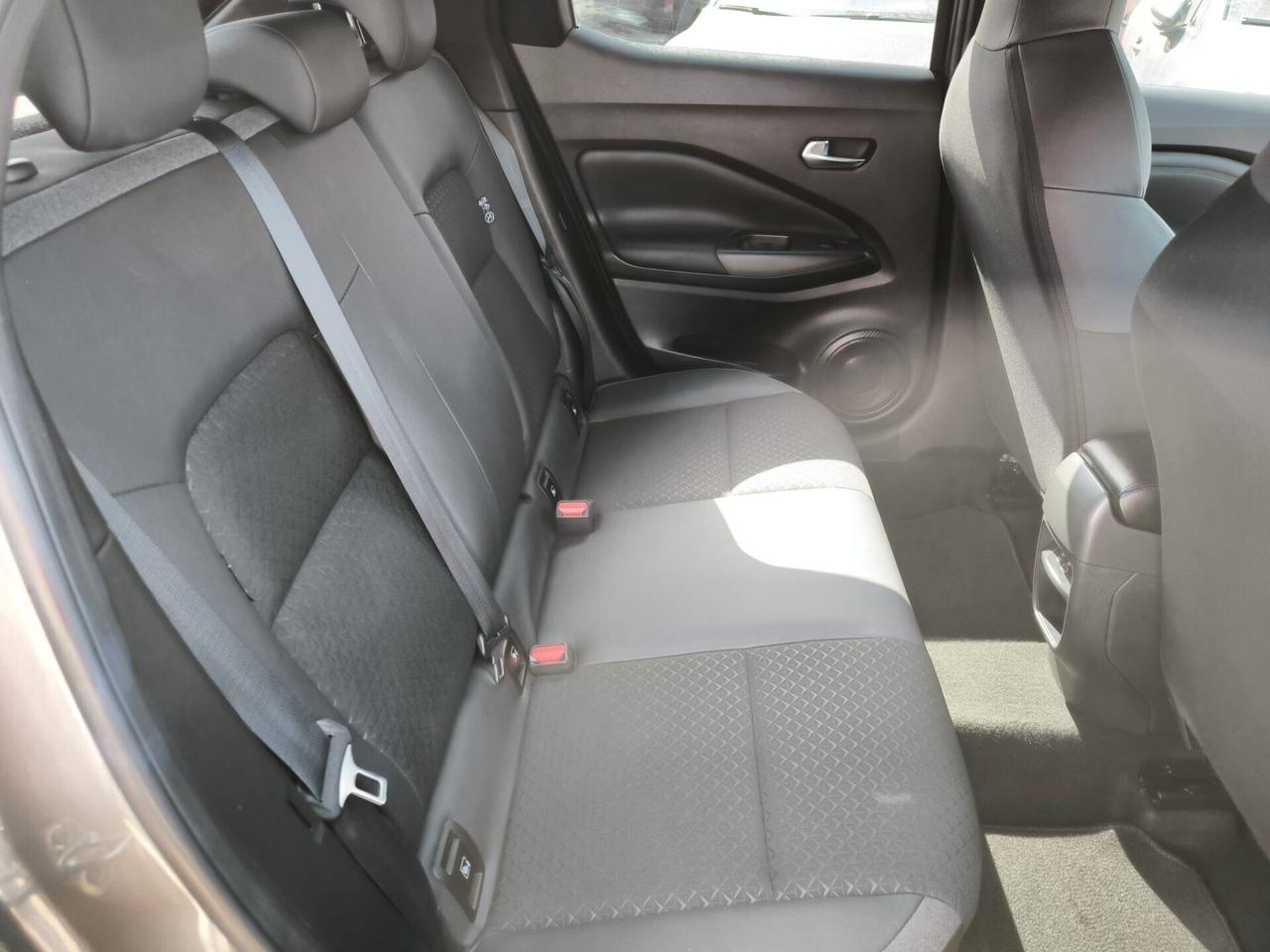 Nissan Juke 1.0 DIG-T 114 CV N-Connecta