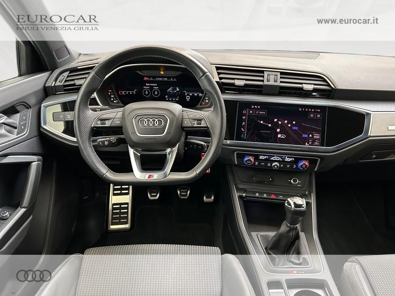 Audi Q3 35 1.5 tfsi s line edition