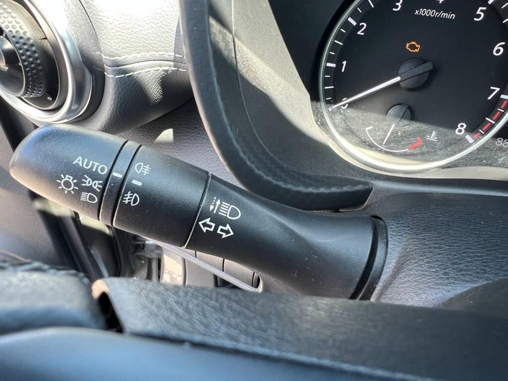 Nissan Juke 1.0 DIG-T 114 CV N-Connecta