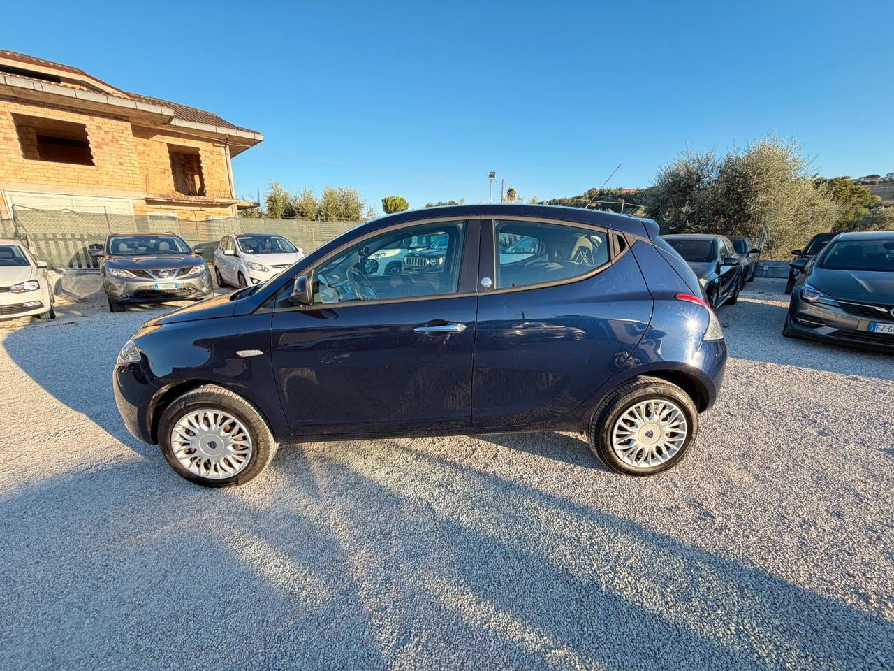 Lancia Ypsilon 0.9 TwinAir 85 CV 5 p Metano Ecochic 141.286 km