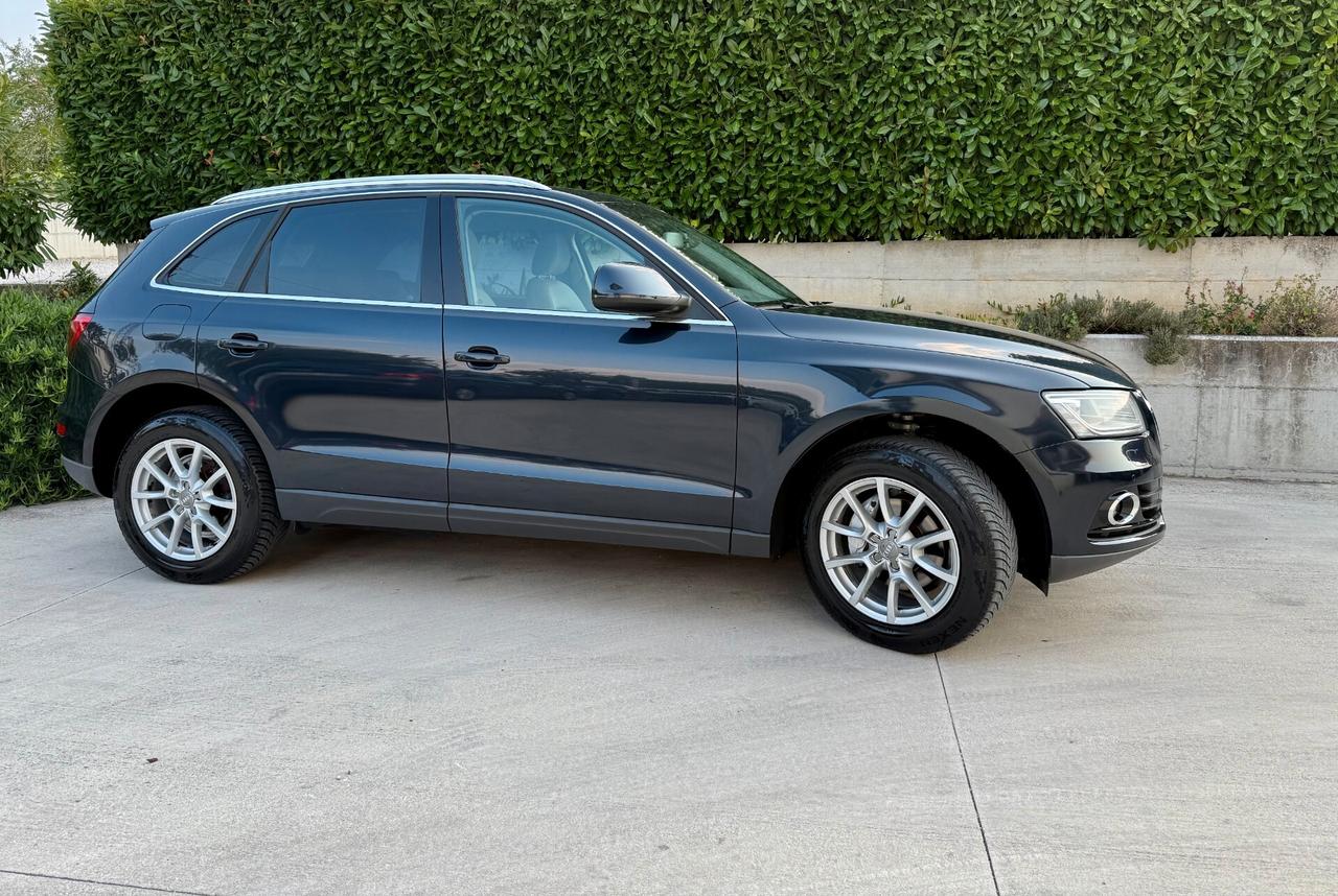 Audi Q5 2.0 TDI 177CV quattro S tronic Advanced