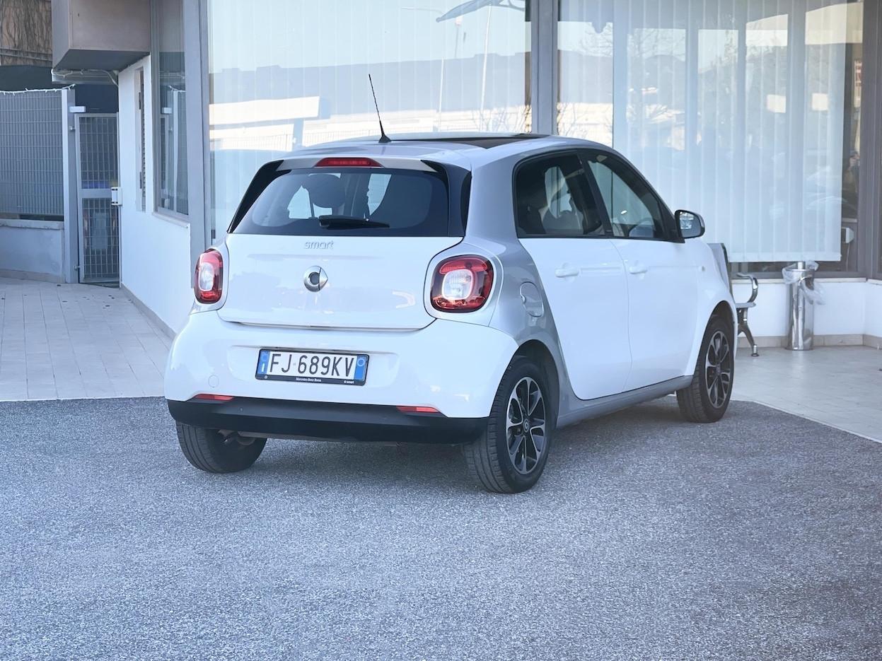 Smart ForFour 1.0 Benzina 71CV E6 Automatica Neo. - 2017