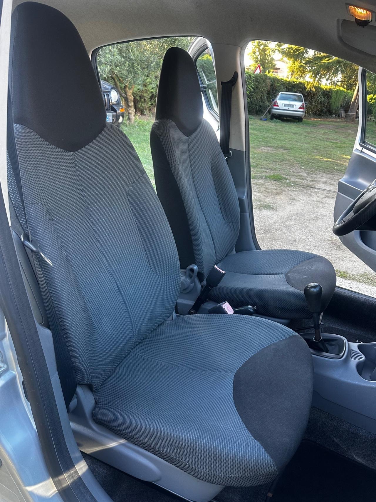 Toyota Aygo 1.0 12V VVT-i 5 porte Sol