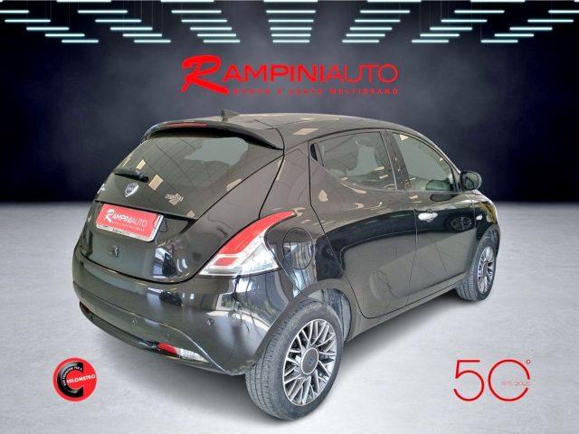 LANCIA Ypsilon 1.0 FireFly Hybrid Gold Plus Km 30.000 Iva Esposta