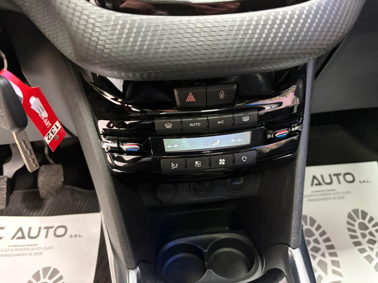 Peugeot 2008 1.6 e-HDi 115 CV Stop&Start Allure