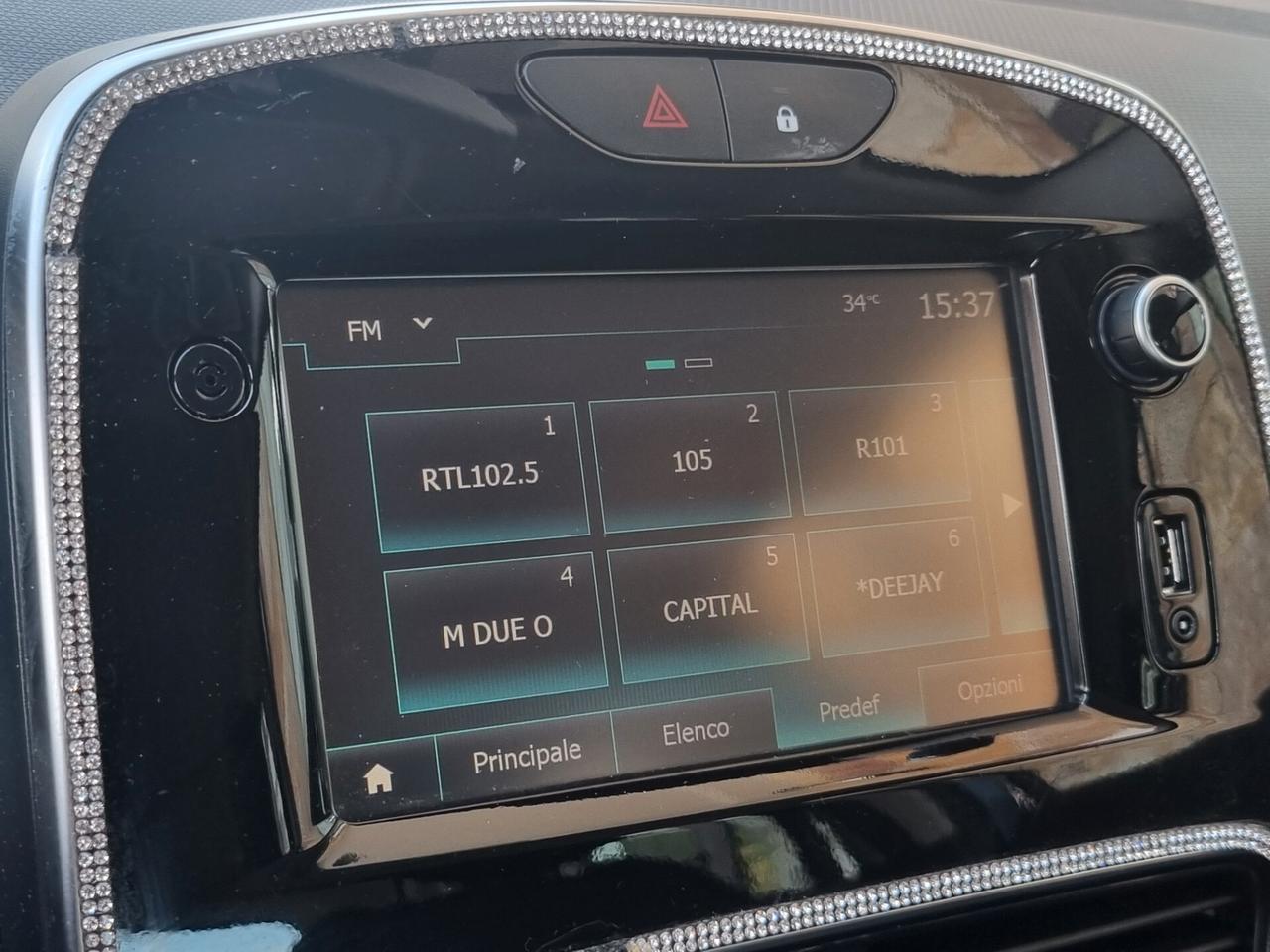 Clio IV 2017 1.2 16v Zen 75cv