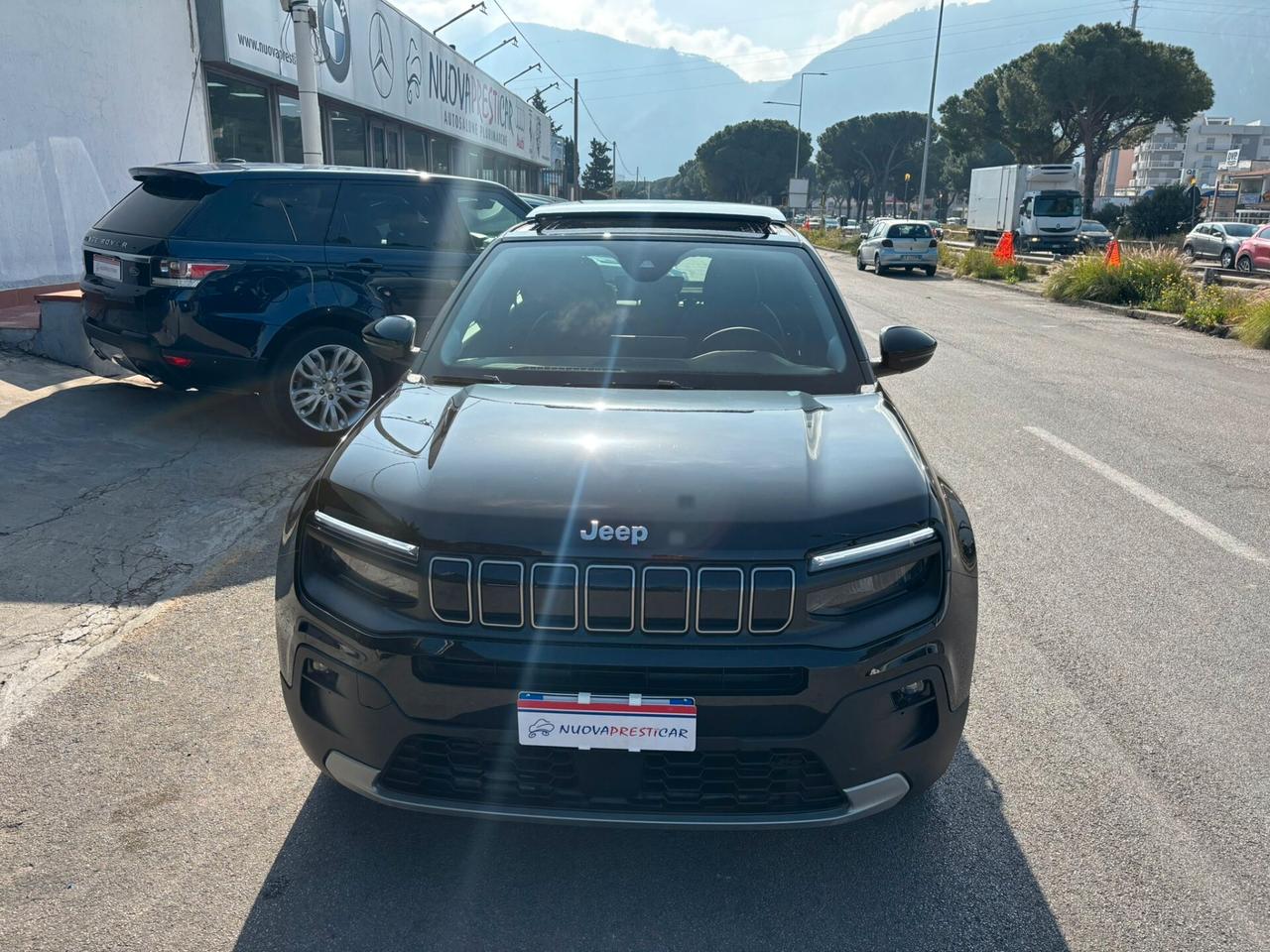 Jeep Avenger E-Hybrid tech & Sky 1.2 110 cv dct Mhev