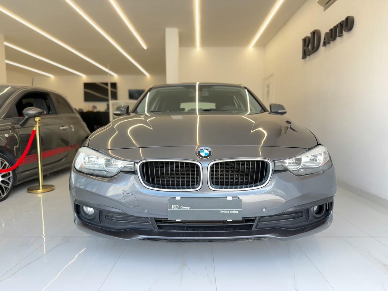 BMW 316d Touring Sport automatica okneopatentati